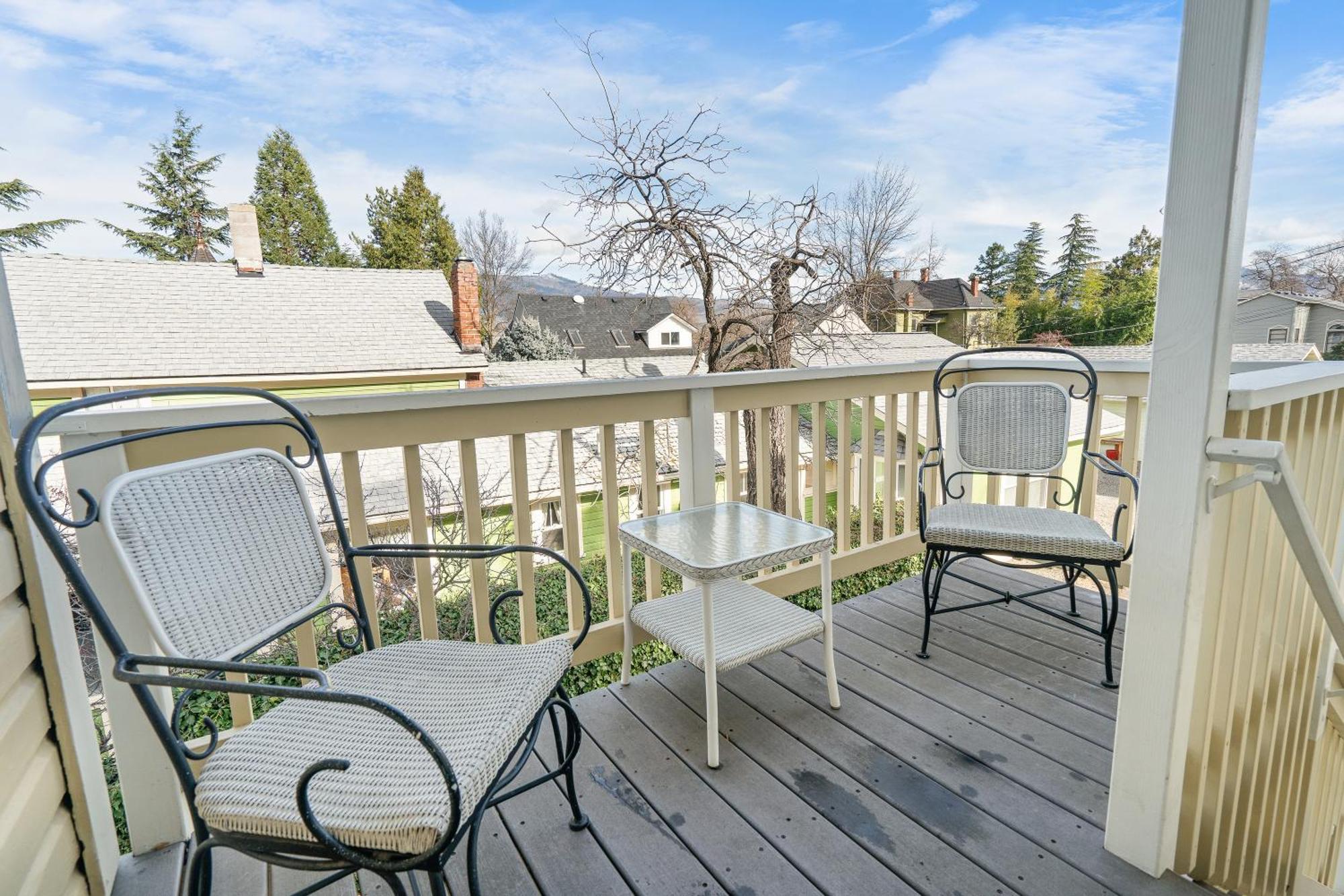 Pioneer Vacation Rentals - Pioneer North Suite Downtown Ashland Zewnętrze zdjęcie